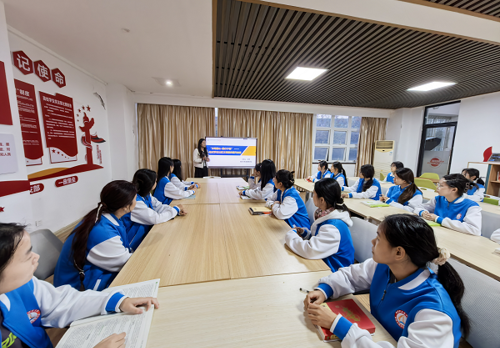 财经与物流管理学院开展“文明润心·雅行于微”一站式学生社区文明素养提升教育活动