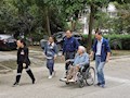 财经与物流管理学院教工党支部走进龙擎苑社区慰问困难群众