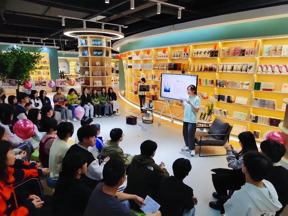 “匠心·六艺荟”阅读系列活动：春日光影读书会