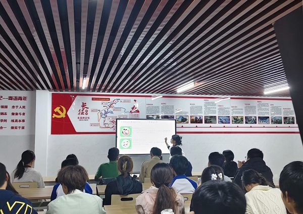 电子信息工程学院开展危机事件应对专题培训：筑牢 安全防线，守护校园平安