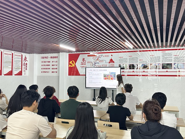 电子信息工程学院举办“石榴花开校园暖，民族团结共欢歌”——“广西三月三”民族文化分享会