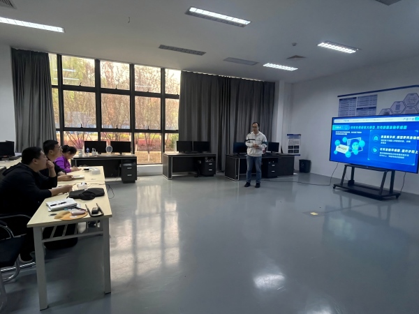 电子信息工程学院指导现场