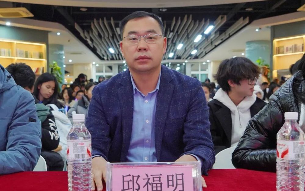 校领导出席活动