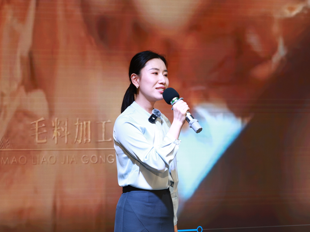 我校青年教师张颗星现场宣讲