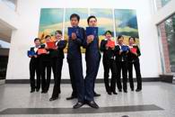 “践行群众路线”专题：（上）聚时一团火  散时满天星——从就业质量看学院领导班子践行群众路线的民生情怀