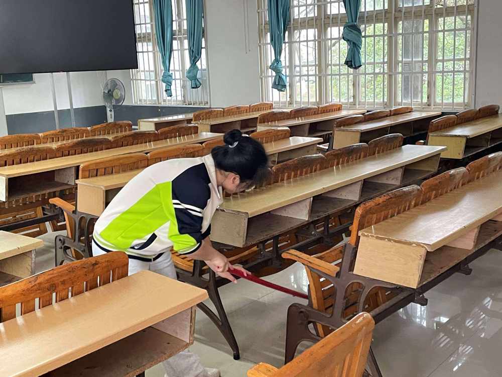 09d8e1b4dfbc9394e92cf057f038f585