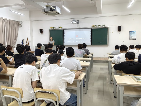 2025工业机器人2班班会现场