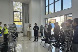 校领导深入各学院开展2026年广西职业院校技能大赛赛前动员会