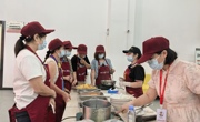 2025年中国台湾青年柳州螺蛳粉烹制培训班在我校开班