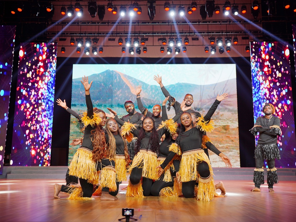 6.《五洲踏歌•茉莉传情》