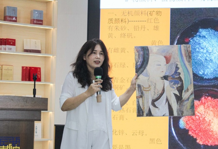 韦诗呐：柳职大里的“色彩大师”