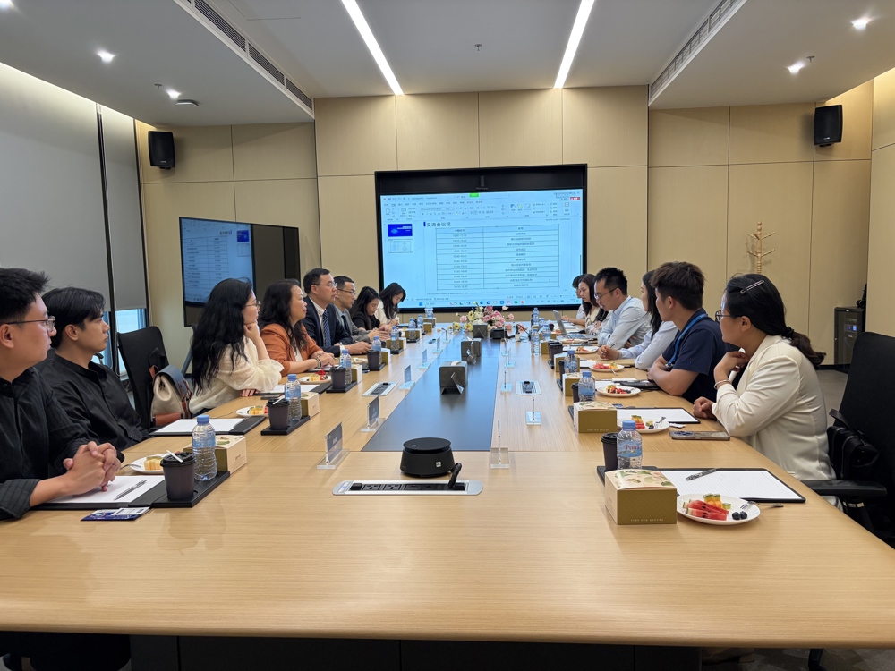 Discussion and exchanges