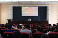学校召开推进“两学一做”学习教育常态化制度化工作布置会
