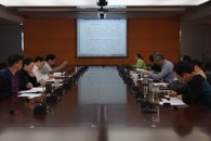学校党委中心组学习研究我校思想政治工作