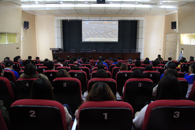 我校组织干部师生集中观看庆祝改革开放40周年大会直播