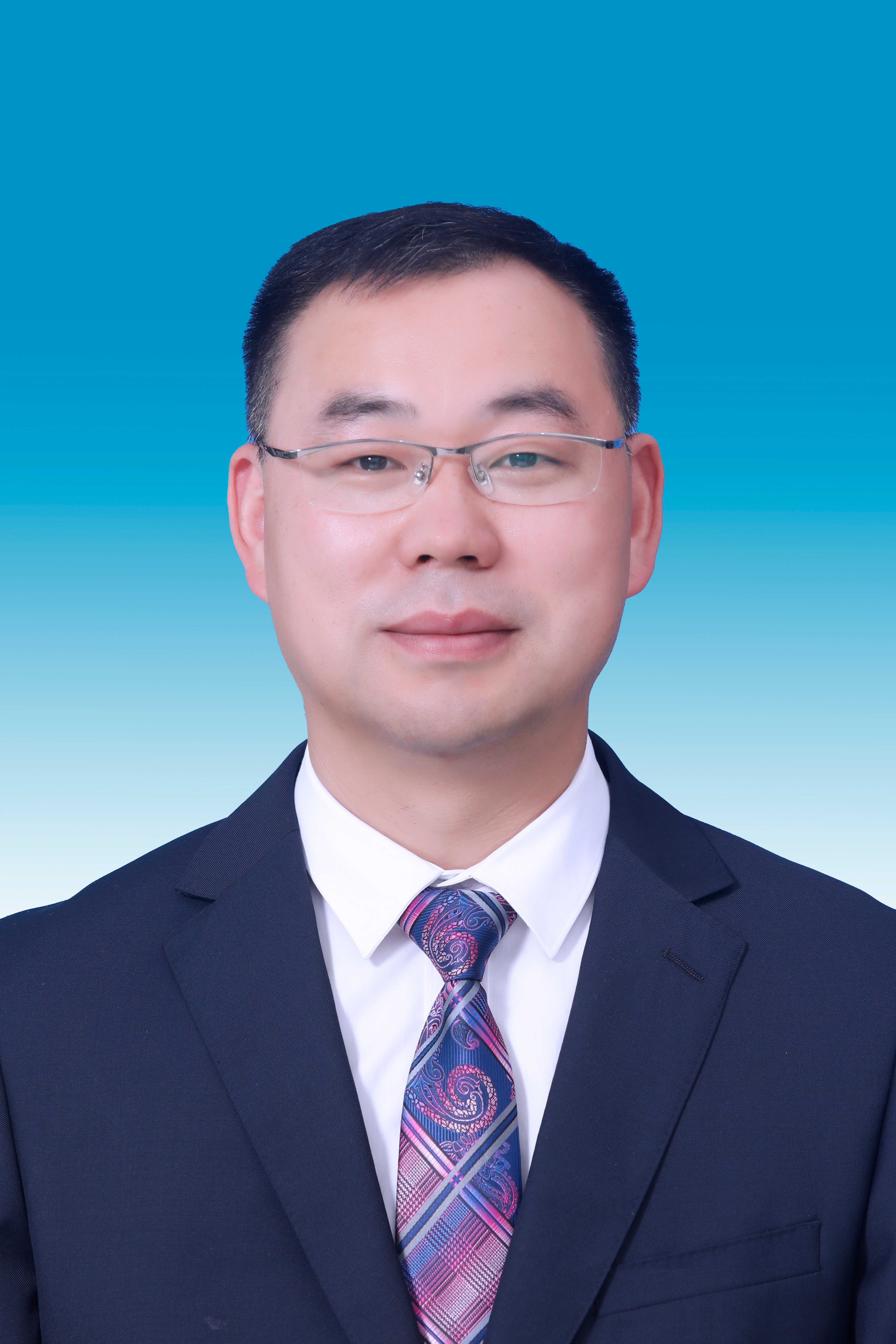 邱福明