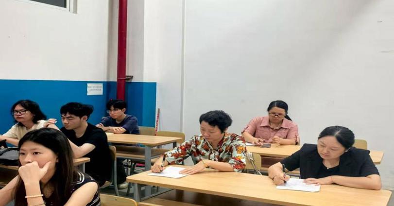 马克思主义学院开展新学期开学巡课工作