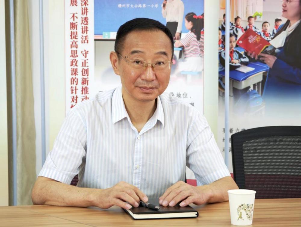 刘子林书记