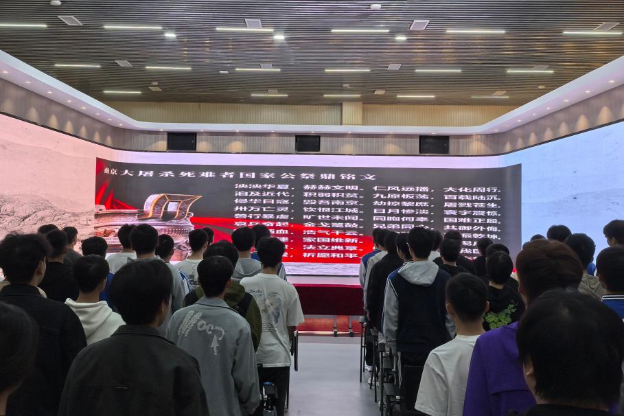 06d87dfc29a0018ee93ee5a1d251ce4