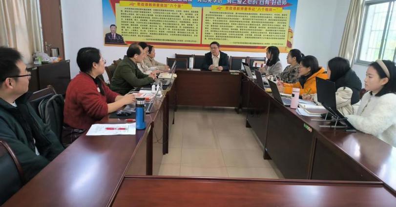 校领导深入思政课教师团队指导备赛