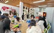 贸易与旅游管理学院开展 "传承雷锋精神 践行青春使命" 志愿者活动
