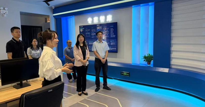 【访企拓岗促就业】贸易与旅游管理学院赴广西柳州市数智产业集团有限公司调研交流