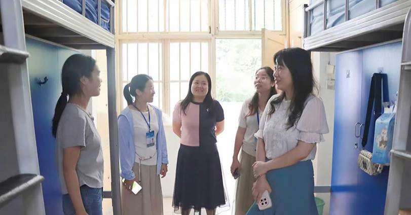 贸易与旅游管理学院开展新生宿舍走访暨安全检查工作