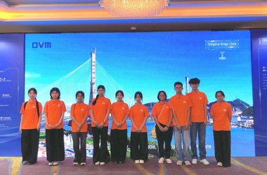 我校跨境电商专业学生参与服务柳州欧维姆机械股份有限公司国际客户节