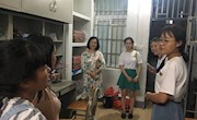 贸易与旅游管理学院领导深入宿舍走访慰问新生