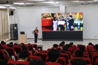 劳模工匠周磊走进汽车工程学院