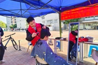 我校开展“学雷锋月”志愿服务系列活动