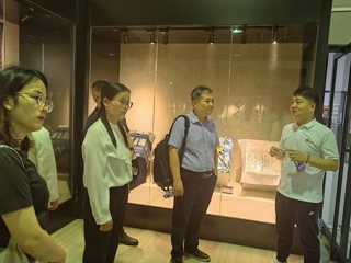 广西工业职业技术学院工业设计学院到艺术学院调研交流