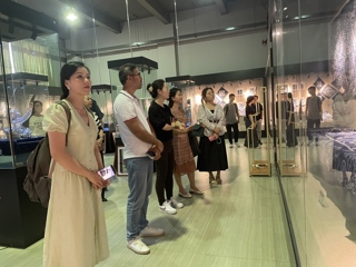 广西幼儿师范高等专科学校美术设计学院到艺术学院调研交流