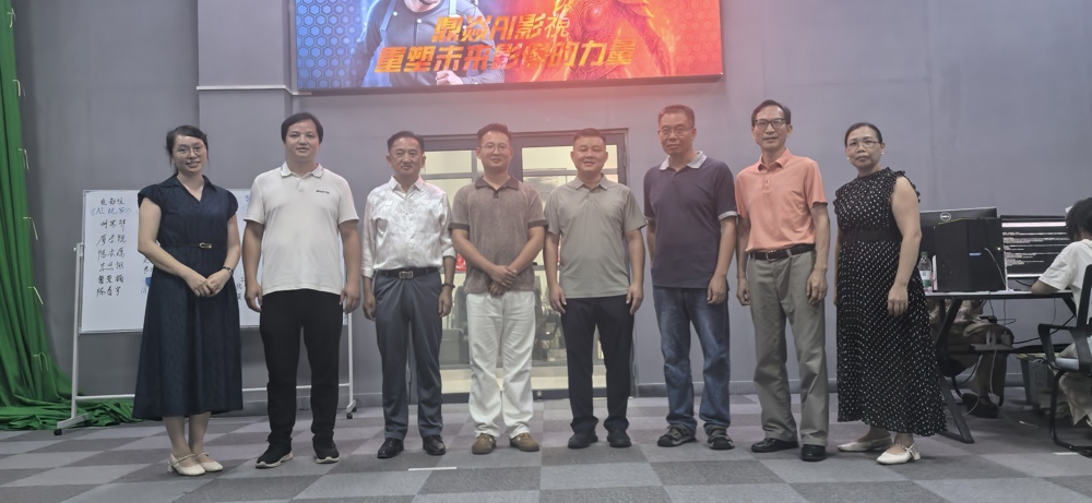 校企双方合影