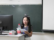 “我身边的好同学”：以笑脸应对生活，以奋斗书写成长——艺术学院2016广告设计与制作2班车孟霞同学