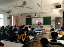 艺术学院发动广大师生自主收看“改革先锋进校园”主题宣讲节目
