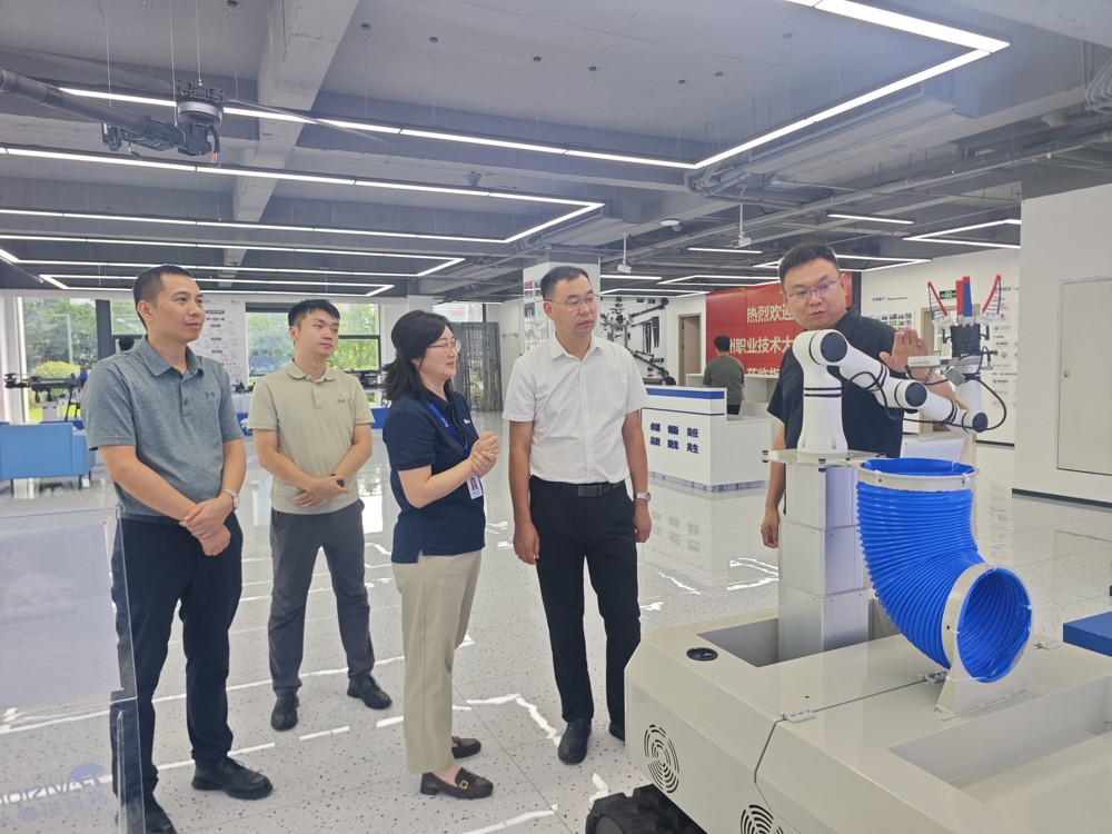 【访企拓岗促就业】校领导率队赴长三角地区开展访企拓岗专项行动