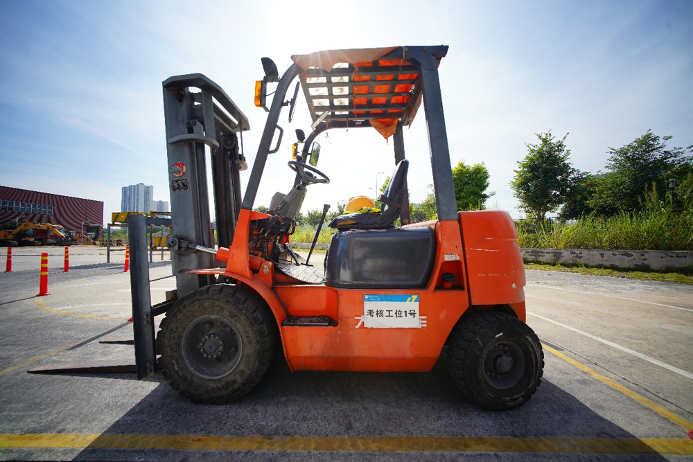 3.叉车实训中心