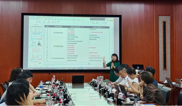 中国物流与采购联合会教育培训部副主任张晓梅开展培训