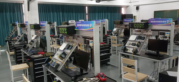 工业互联网应用开发教学中心实训基地2