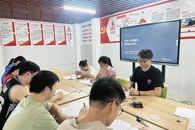 电子信息工程学院辅导员工作室开展艺术润心·舒缓压力主题疗愈活动
