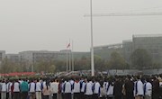 电子信息工程学院举行升旗仪式暨“三月春风暖人心，雷锋精神伴我行”主题宣讲