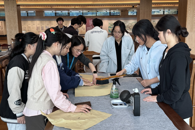 我校学子参与“墨韵传薪•纸印千年”活动