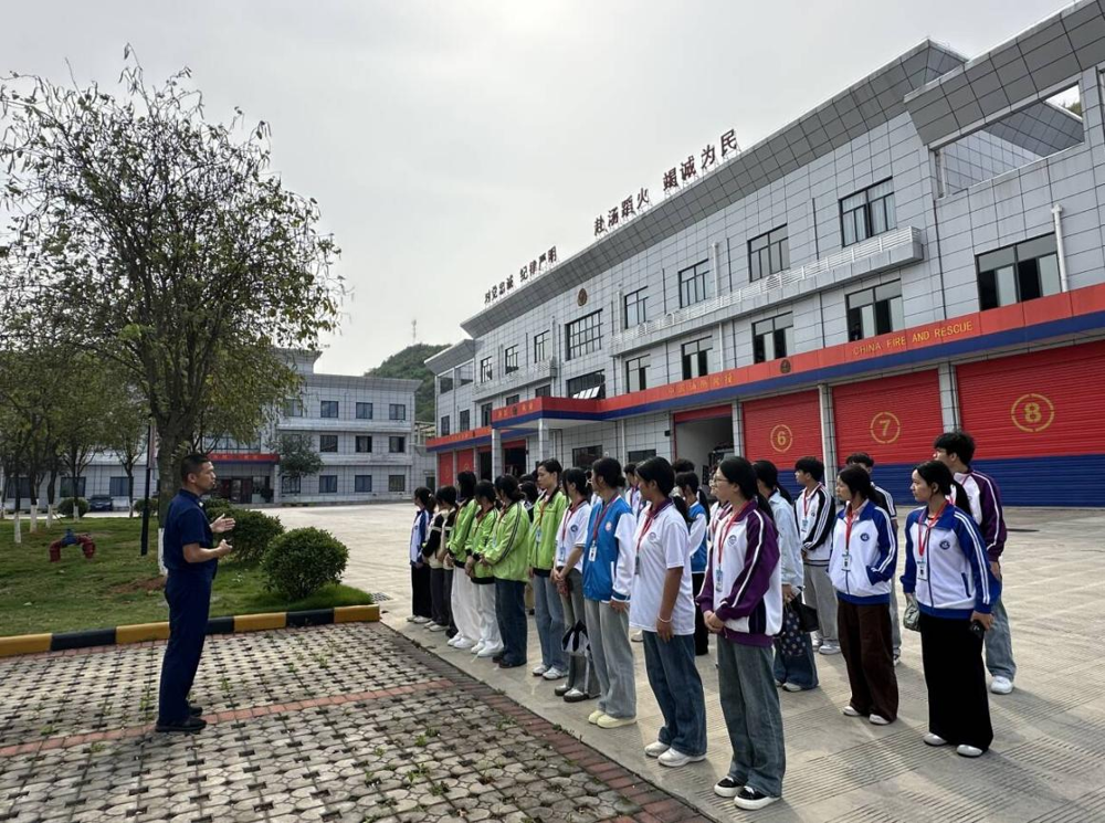 图片1 图片1