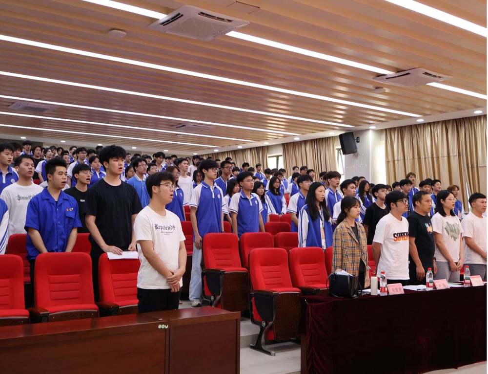机电工程学院团委举办第三届团支部书记讲团课大赛