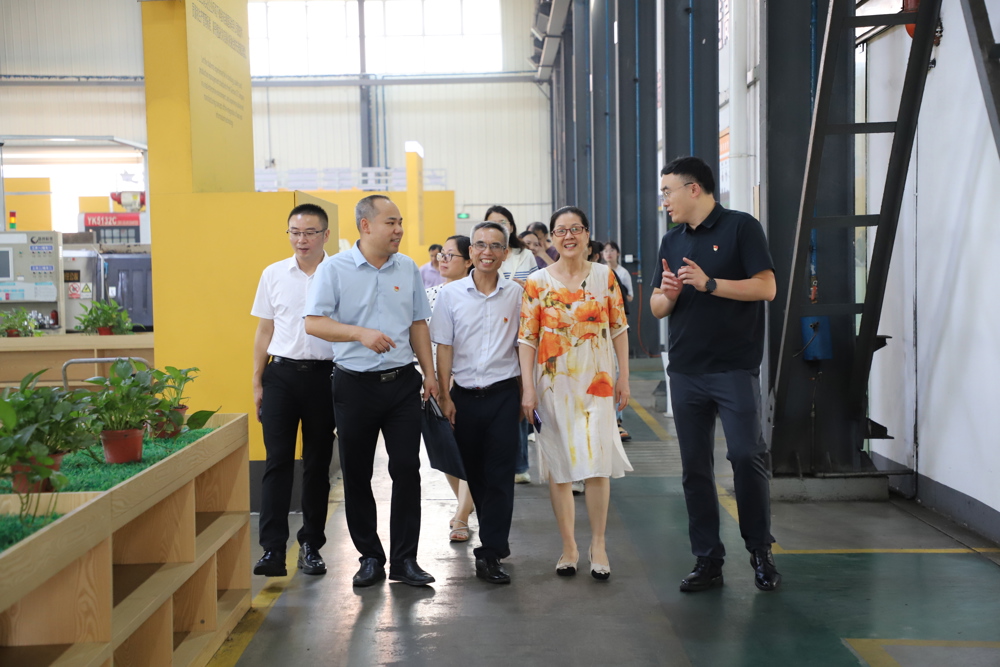 参观实训基地