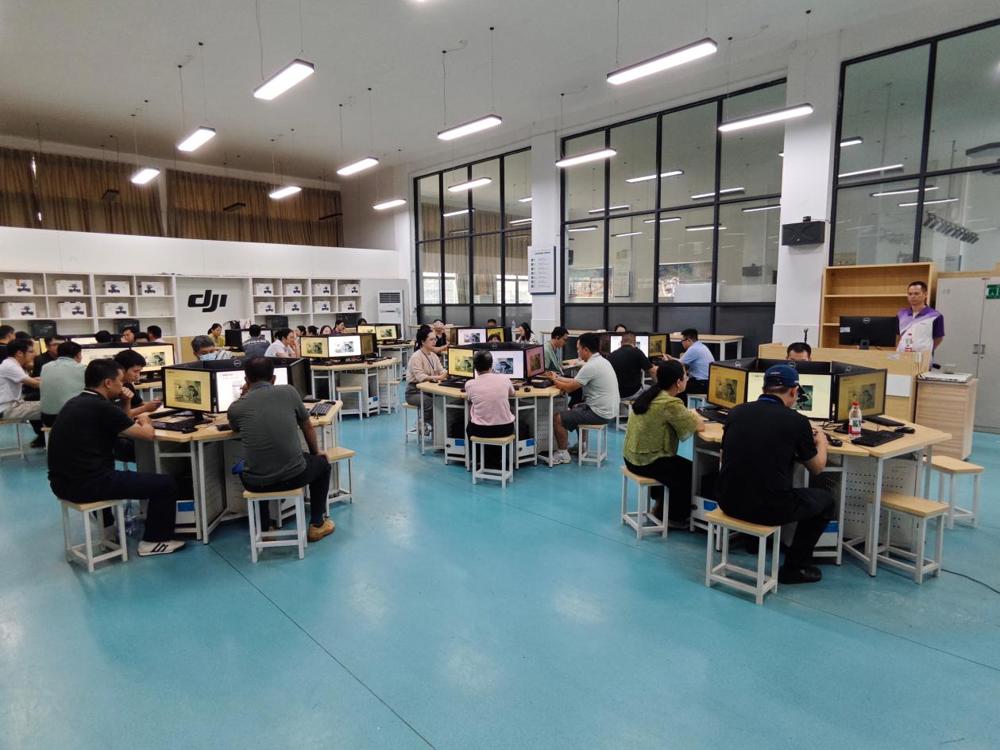 3.到一职校