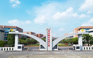 相册：风光在柳职