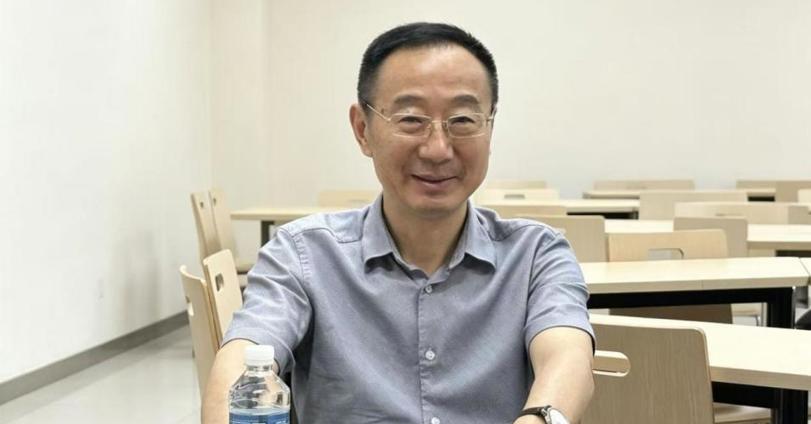 校党委书记刘子林调研贸旅学院学生暑期在校内基地开展实践情况