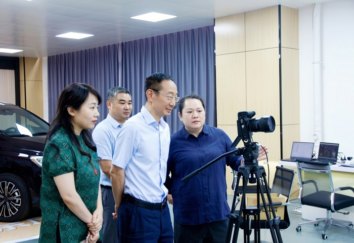 校党委书记刘子林深入贸易与旅游管理学院调研指导工作